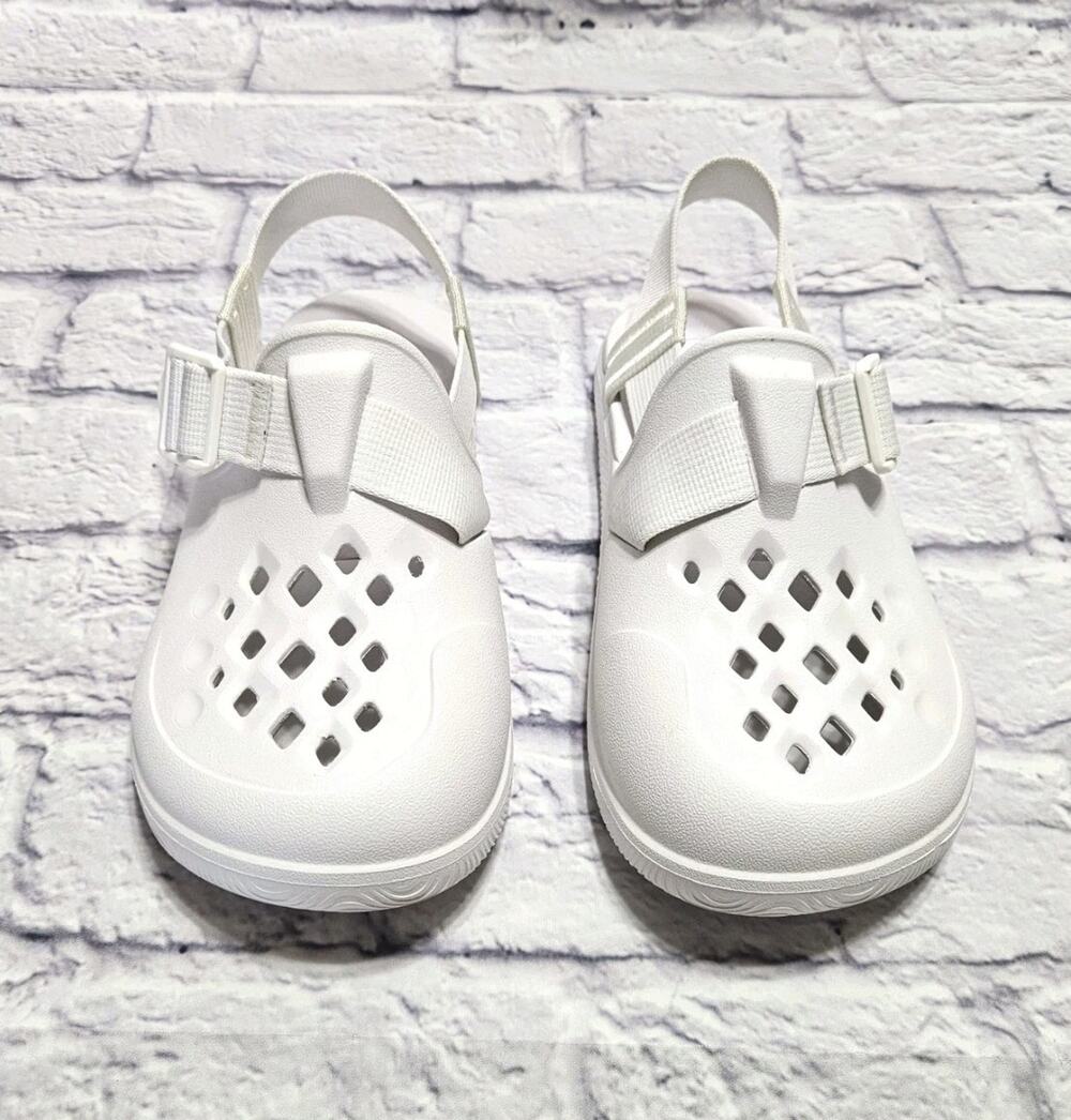 Chaco Women’s Size 7 White Slip On Clog Shoe Comfort Sandal Adjustable Strap New
